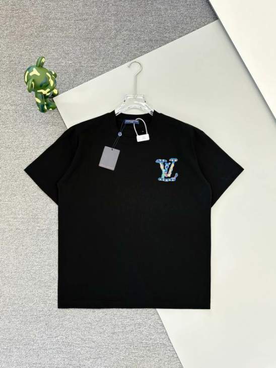Picture of Louis Vuitton T Shirts Short _SKULVS-XLm6tx767262